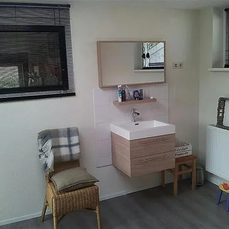 Bungalow Zeewaard 37